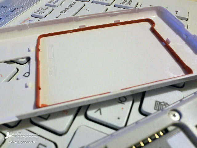 японские телефоны Docomo SH-13C