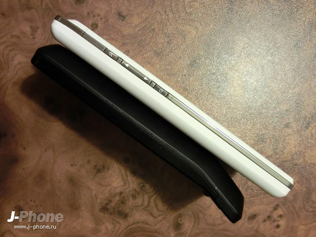японские телефоны Docomo SH-13C