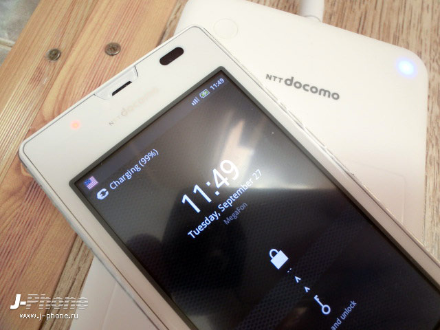 японские телефоны Docomo SH-13C