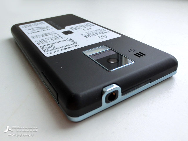 японские телефоны Docomo SH-13C