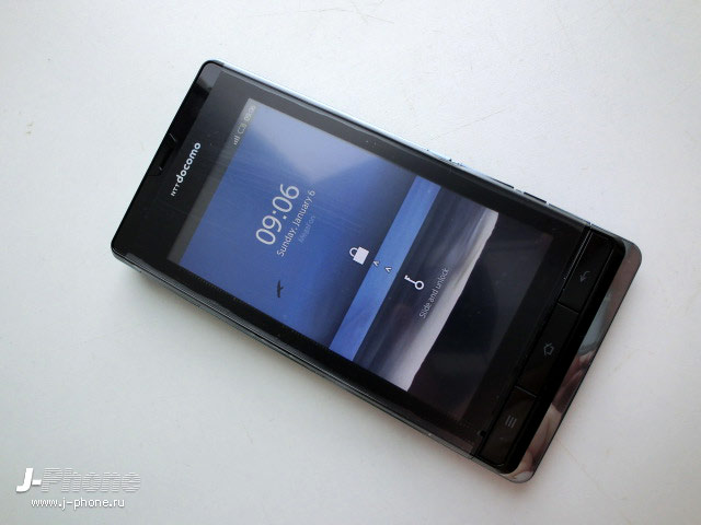 японские телефоны Docomo SH-13C