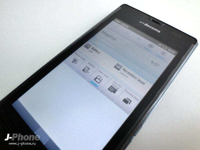 японские телефоны Docomo SH-13C