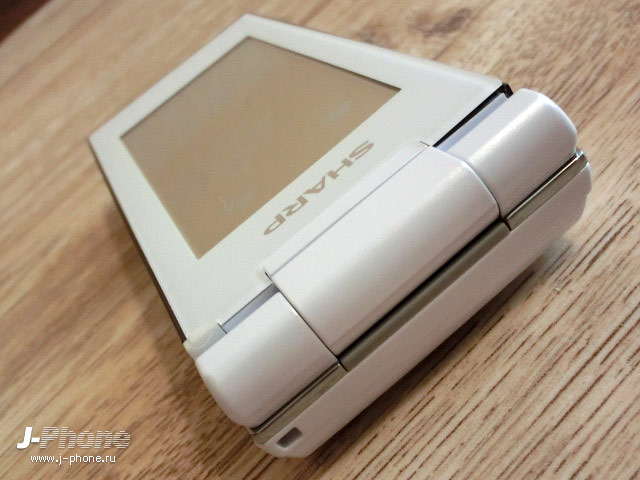 купить японские телефоны Sharp SH7228U