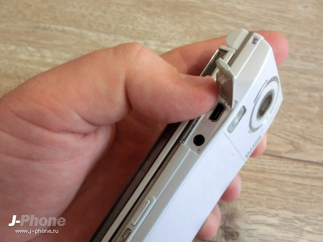 купить японские телефоны Sharp SH7228U