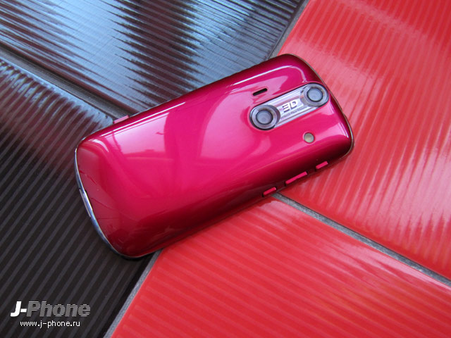 3D смартфон sharp sh8298u 3D смартфон sharp sh8298u