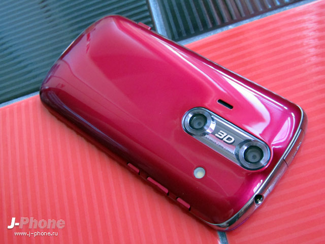 3D смартфон sharp sh8298u 3D смартфон sharp sh8298u