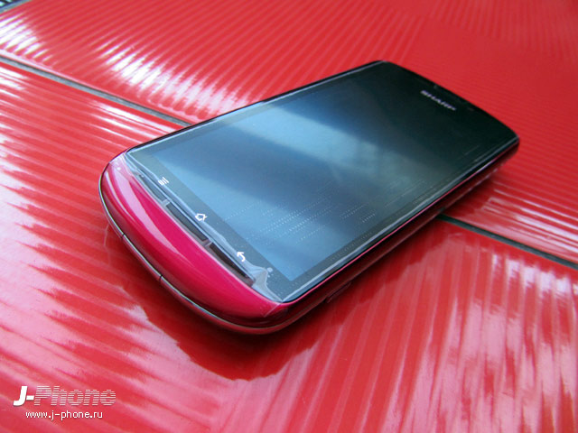 3D смартфон sharp sh8298u 3D смартфон sharp sh8298u