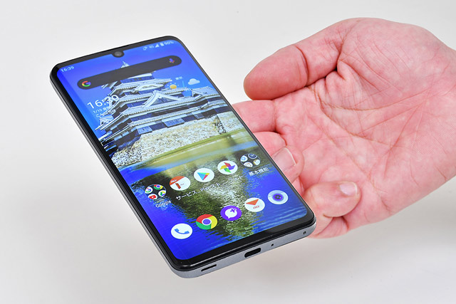 Sharp AQUOS zero2 SHV47 для Au в продаже с 31 января