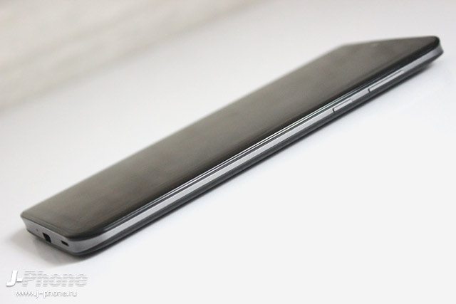 Обзор Sharp AQUOS zero