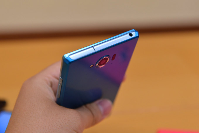 Смартфон Sharp Aquos Zeta Docomo SH-01G сертифицирован FCC