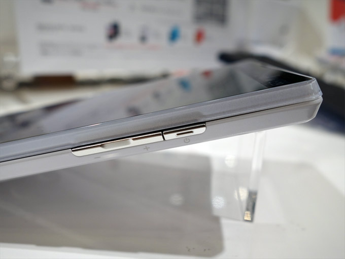 Смартфон Sharp Aquos Zeta Docomo SH-01G сертифицирован FCC
