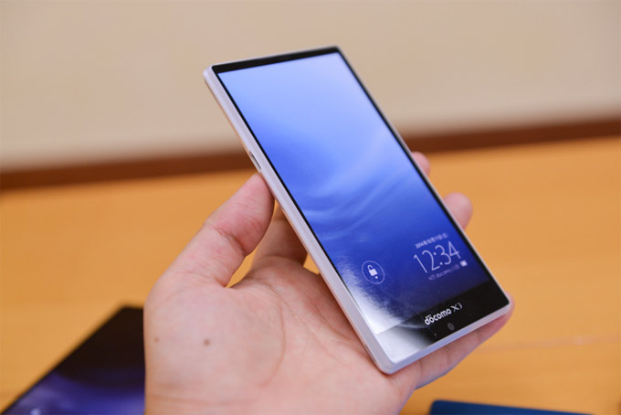 Смартфон Sharp Aquos Zeta Docomo SH-01G сертифицирован FCC