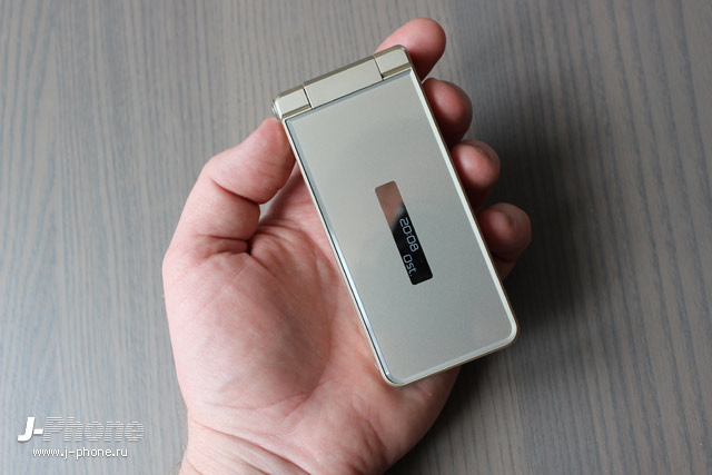 Sharp AQUOS K-tai SH-01J
