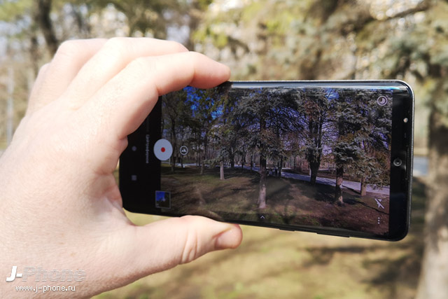 Обзор Sharp AQUOS zero2