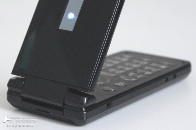 Обзор Android раскладушки Sharp AQUOS K-tai SH-02L