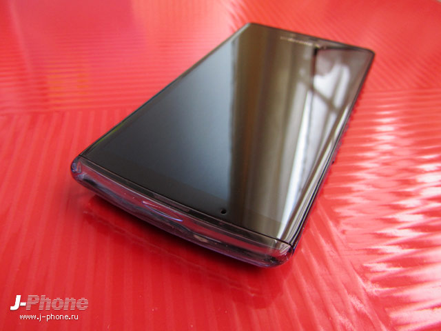 японский смартфон Sharp Docomo SH-04E Aquos Phone EX
