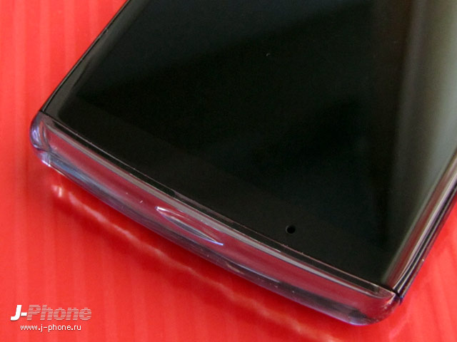 японский смартфон Sharp Docomo SH-04E Aquos Phone EX