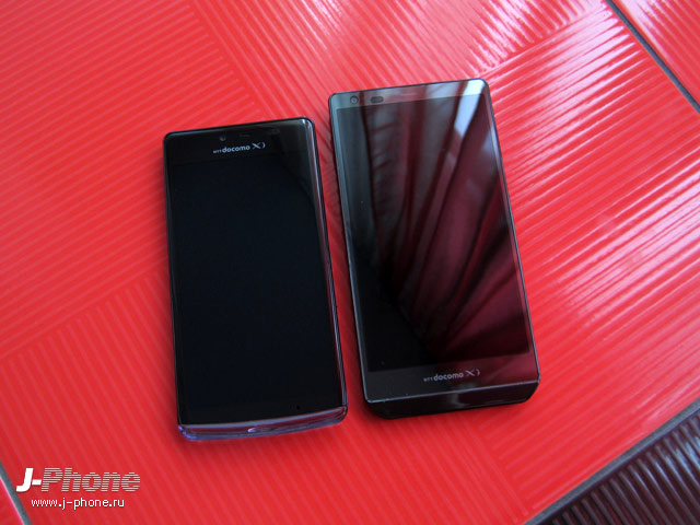 японский смартфон Sharp Docomo SH-04E Aquos Phone EX