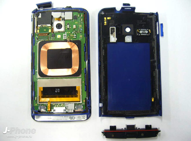 Разбираем Sharp Docomo SH-06E