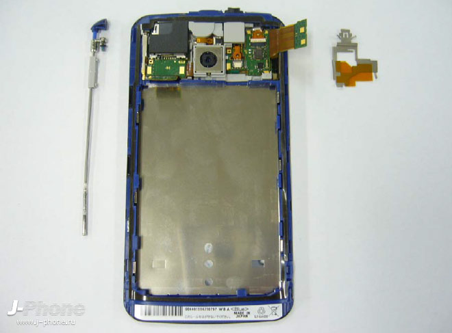 Разбираем Sharp Docomo SH-06E
