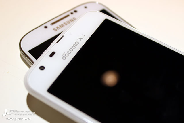 сравнение Sharp Aquos Phone Zeta Docomo SH-06E с Samsung Galaxy S4 сравнение Sharp Aquos Phone Zeta Docomo SH-06E с Samsung Galaxy S4