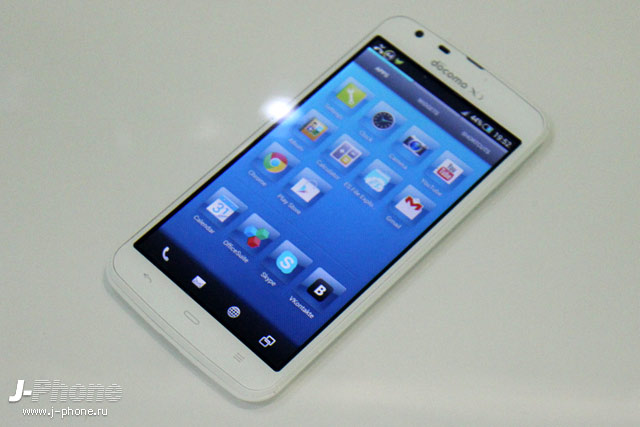 тест на водонепроницаемость японского смартфона Sharp Docomo SH-06E Aquos Phone Zeta тест на водонепроницаемость японского смартфона Sharp Docomo SH-06E Aquos Phone Zeta