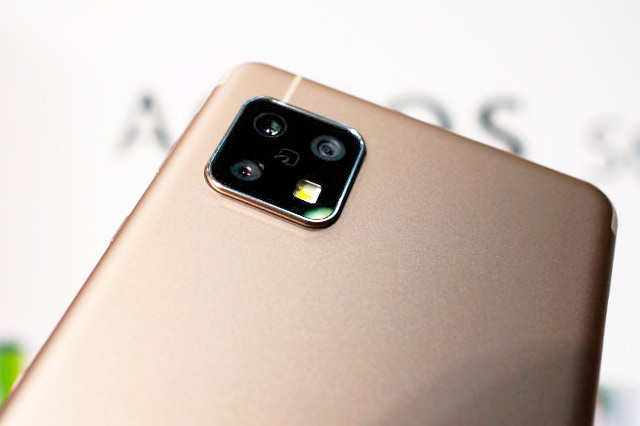 Sharp AQUOS sense4 SH-41A