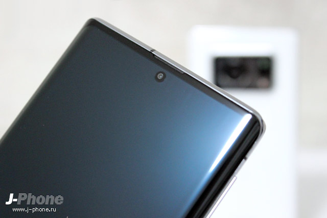 Обзор смартфона Sharp AQUOS R6