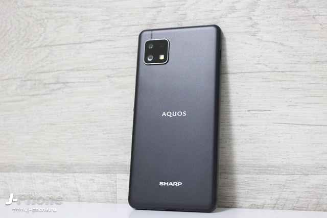 Обзор Sharp AQUOS sense4 lite