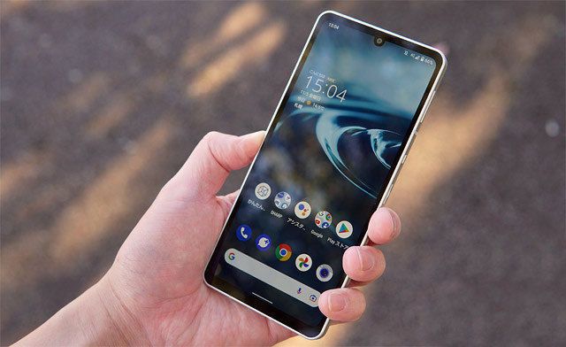 Японский сотовый оператор Rakuten Mobile и компания Sharp выпустили в продажу двухсимочную версию смартфона AQUOS sense6