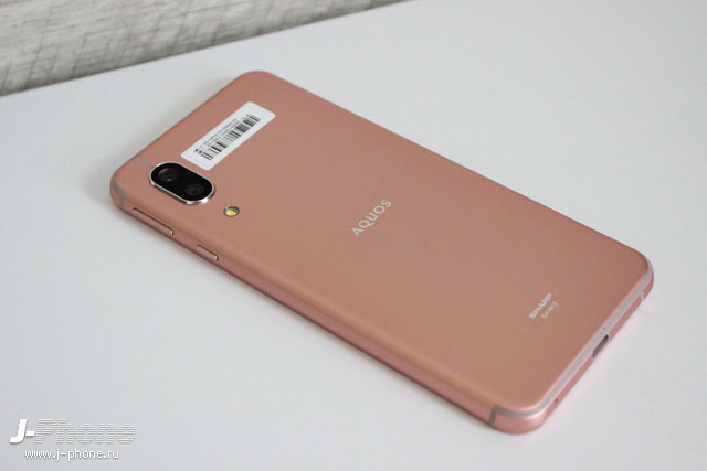 Обзор Sharp AQUOS sense (copper)