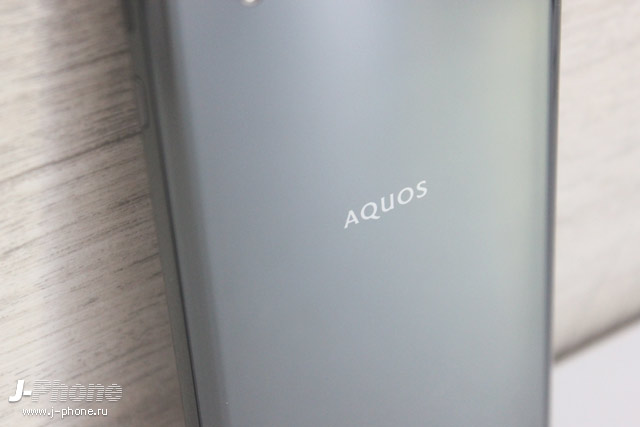 Обзор Sharp AQUOS sense3 Plus