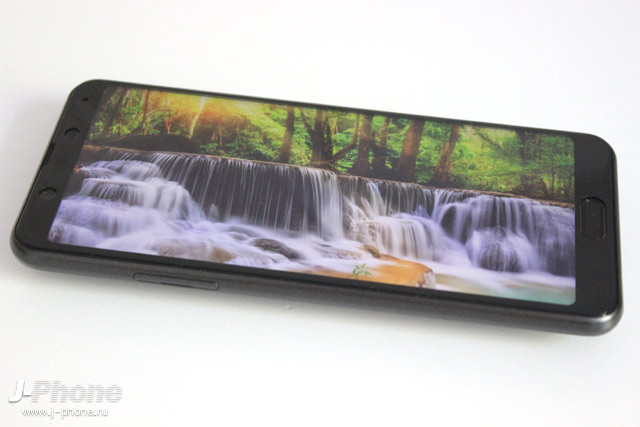 Обзор Sharp AQUOS sense3 Plus
