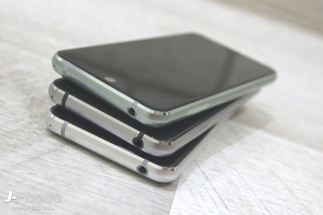 Sharp AQUOS R2 compact: все цвета