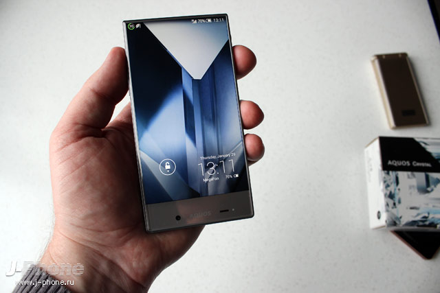 Sharp Aquos Crystal Softbank 305SH