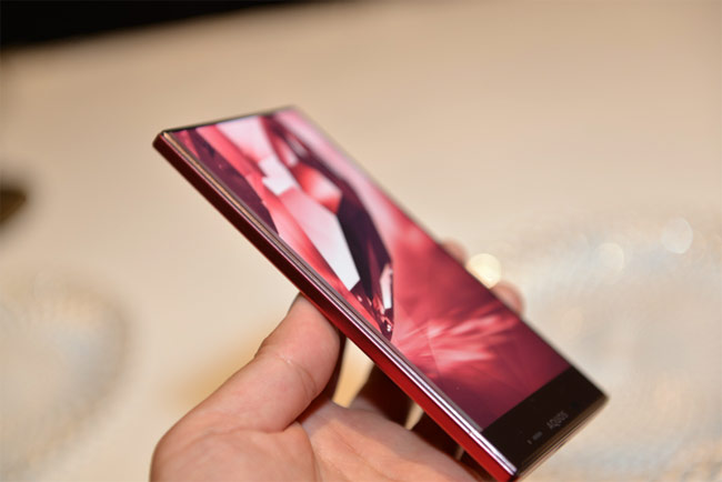 Смартфон Sharp Aquos Crystal X Softbank 402SH выйдет в 20х числах декабря Смартфон Sharp Aquos Crystal X Softbank 402SH выйдет в 20х числах декабря