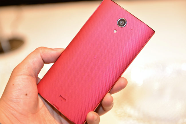 Смартфон Sharp Aquos Crystal X Softbank 402SH выйдет в 20х числах декабря Смартфон Sharp Aquos Crystal X Softbank 402SH выйдет в 20х числах декабря