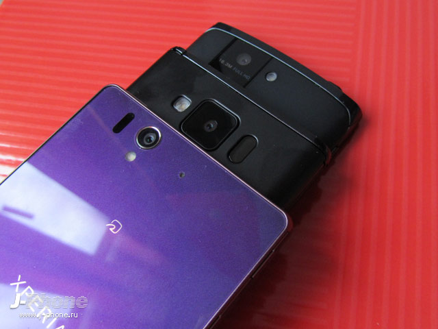 сравниваем японские смартфоны Fujitsu Arrows X Docomo F-02E, SONY Xperia Z Docomo SO-02E и Panasonic Docomo P-02E Eluga X