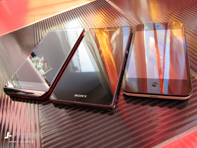 обзор смартфона Sony Docomo SO-02E Xperia Z фиолетового цвета