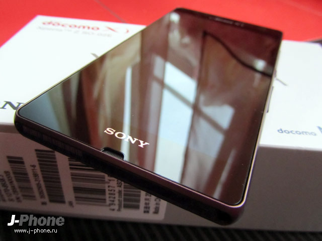 обзор смартфона Sony Docomo SO-02E Xperia Z фиолетового цвета