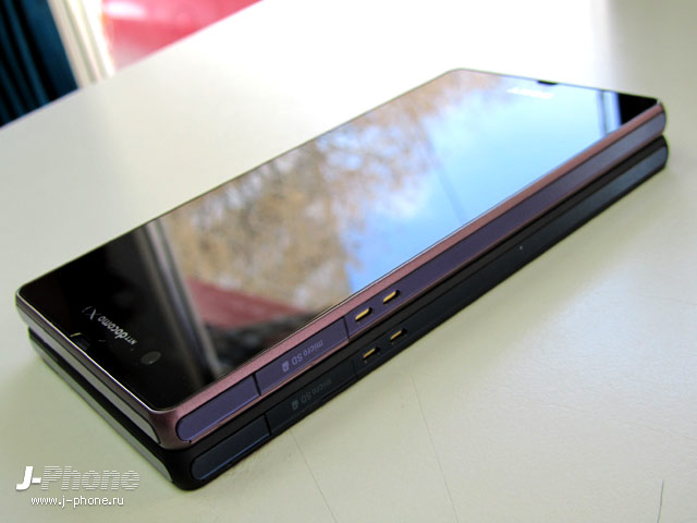 сравниваем японский и европейский Sony Xperia Z