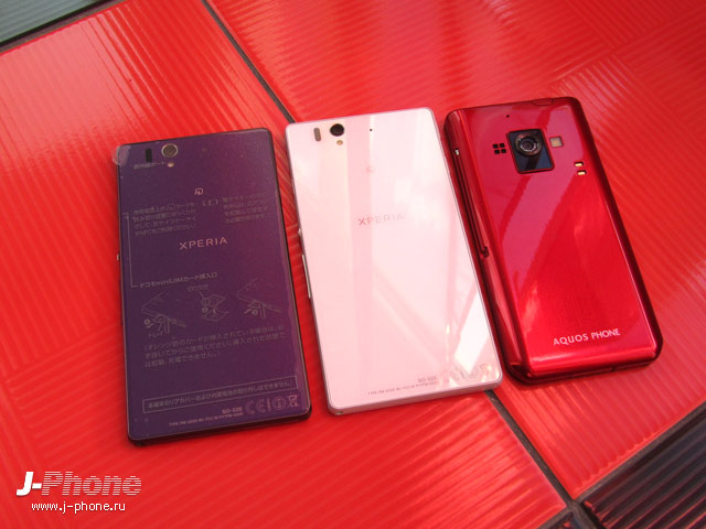 обзор японского смартфона Sony Xperia Z Docomo SO-02E в белом цвете