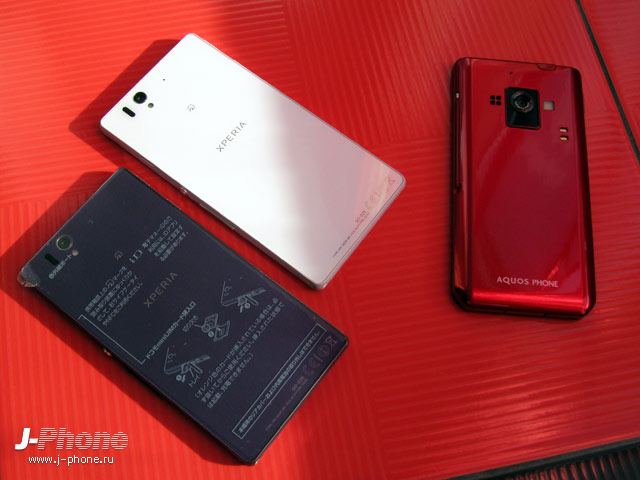 обзор японского смартфона Sony Xperia Z Docomo SO-02E в белом цвете