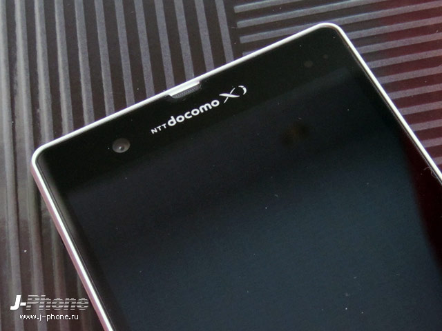 обзор японского смартфона Sony Xperia Z Docomo SO-02E в белом цвете
