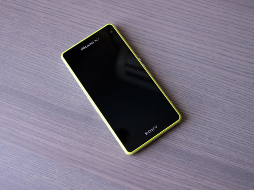 Обзор смартфона Sony Docomo SO-02F Zperia Z1 f желтый (lime) MR Обзор смартфона Sony Docomo SO-02F Zperia Z1 f желтый (lime) MR