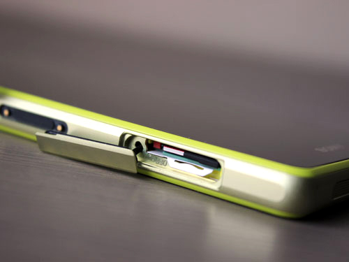 Обзор смартфона Sony Docomo SO-02F Zperia Z1 f желтый (lime) MR Обзор смартфона Sony Docomo SO-02F Zperia Z1 f желтый (lime) MR