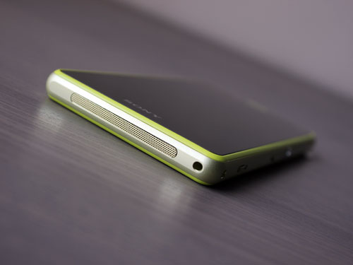 Обзор смартфона Sony Docomo SO-02F Zperia Z1 f желтый (lime) MR Обзор смартфона Sony Docomo SO-02F Zperia Z1 f желтый (lime) MR