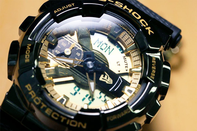 Японская компания Casio Computer Co. представила новую модель часов GM-110NE серии G-SHOCK в коллаборации с брендом бейсболок NEW ERA.