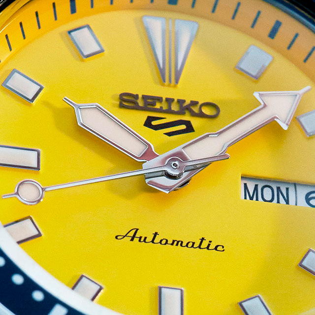 Seiko 5 Sports SKX Sports Style On-time Move SBSA193