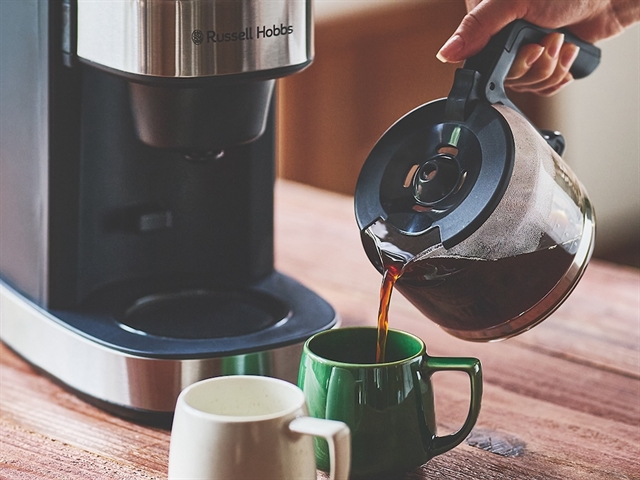 Russell Hobbs показала компактную кофемашину 8200JP с коническими жерновами